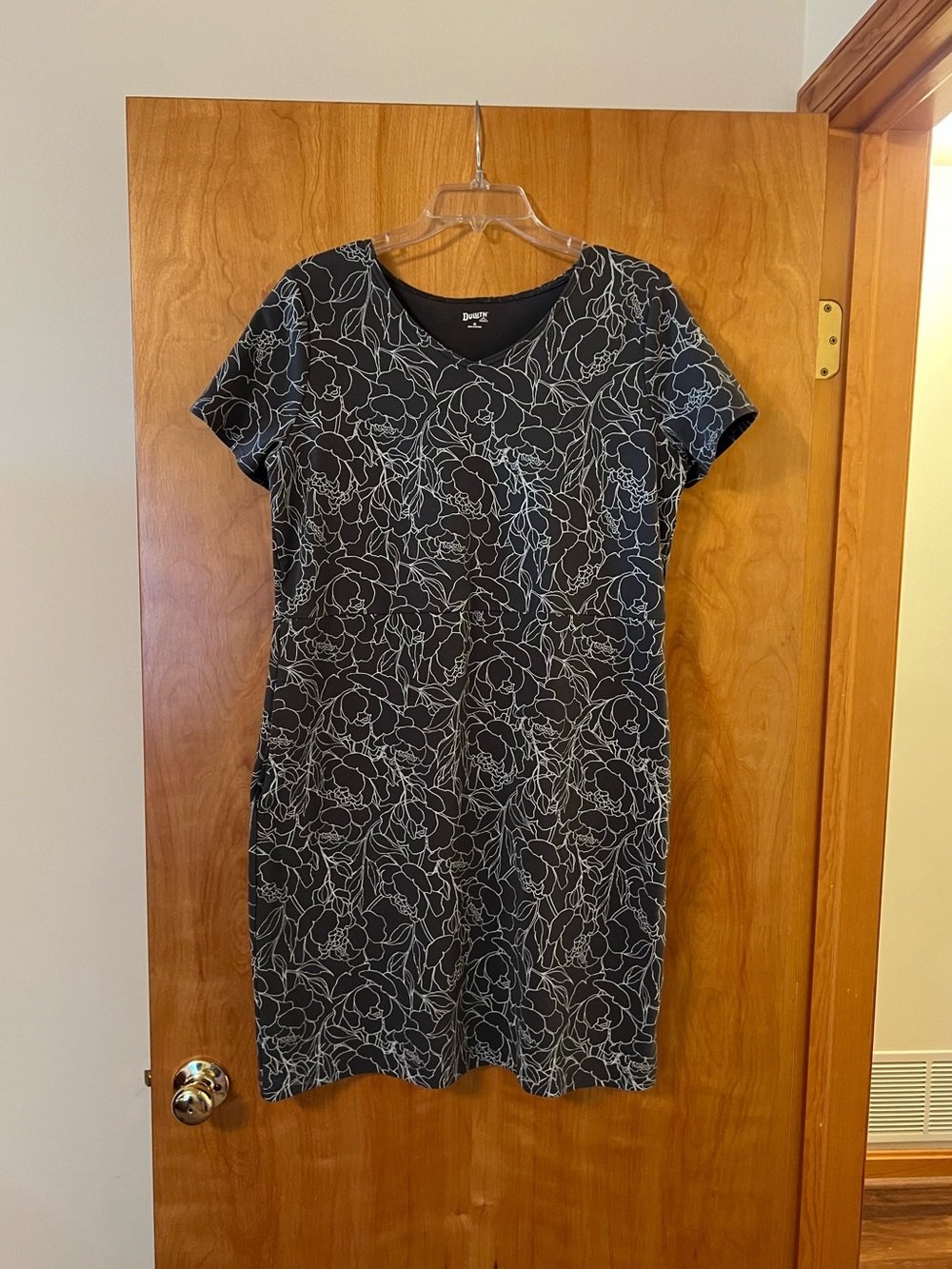 Duluth Trading Co Gray Floral Abstract NoGA Naturale Dress Pockets Womens Medium
